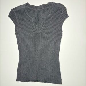 Y2K Ribbed Knit V-Neck Sweater Vest Top Black | 2000s Fitted Minimalist